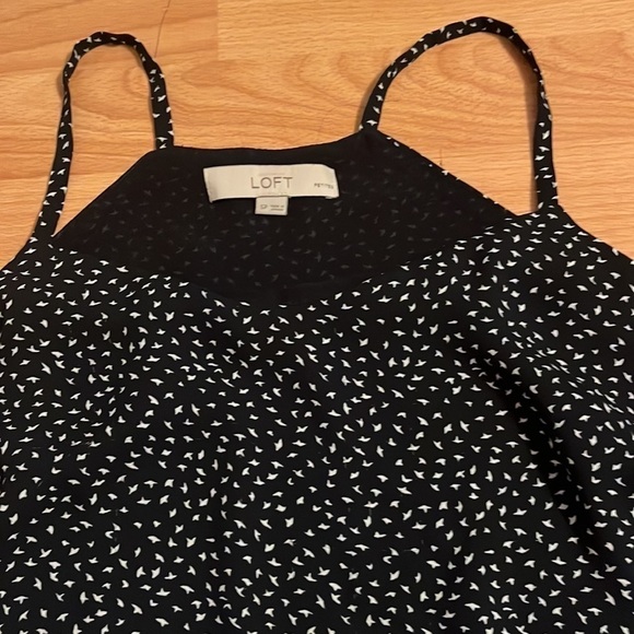 LOFT navy blue tank with white bird print. Unworn-Fully lined. Size small - Picture 2 of 5